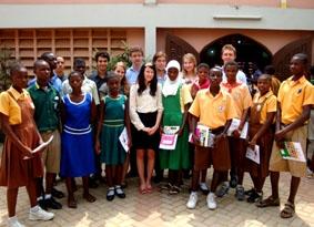 Projects Abroad Human Rights Office und die Sieger unseres Quiz Ghana, Menschenrechte, Quiz