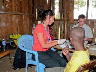 Medicin & Sundhed i Kenya Josefine Skottfelt