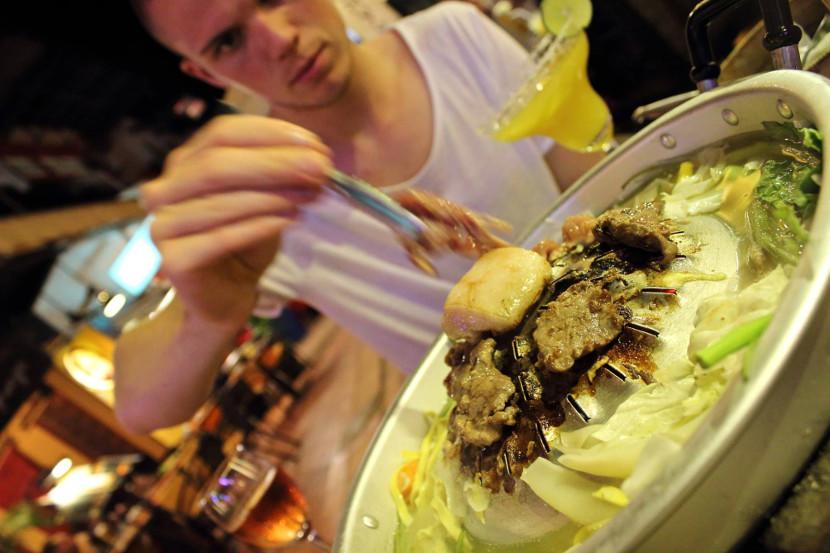 Spis hellere på lokale restauranter i udlandet Hellere frisk lokal mad end fast food