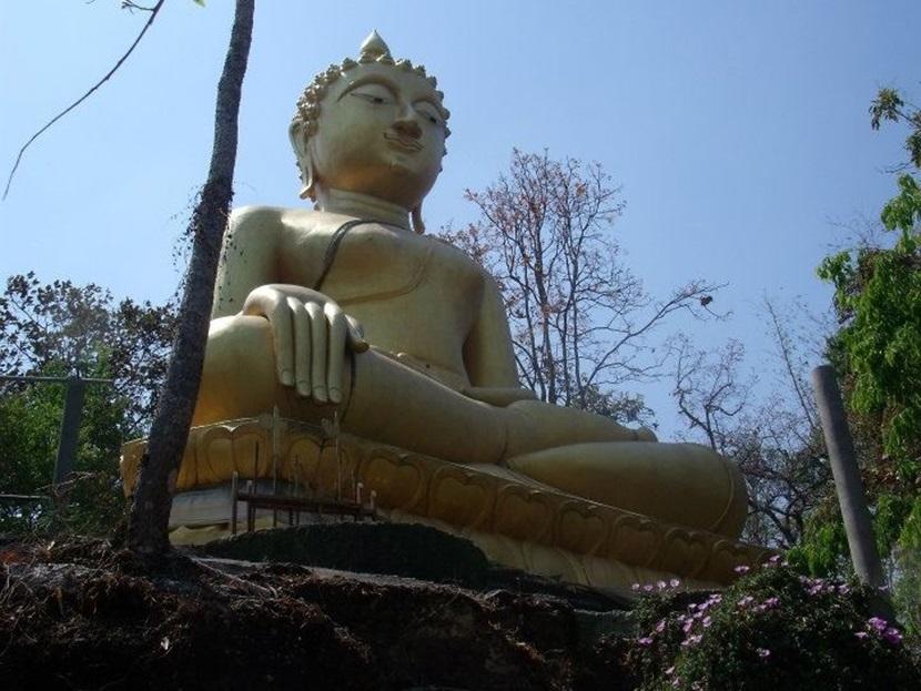 Buddhist statue in Thailand Buddhist statue in Thailand