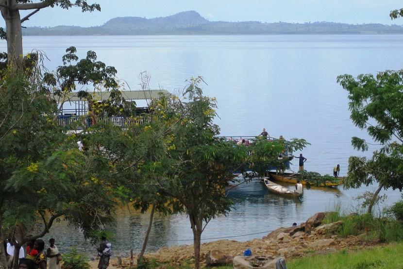Shore of Lake Volta A lake