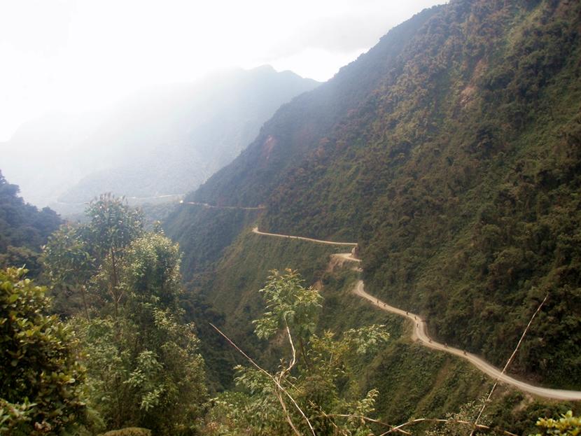 The most dangerous road in the world Bolivia’s famous ‘Road of Death’