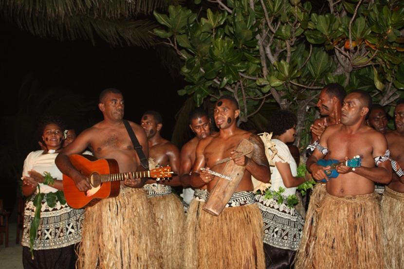 Fijian grass skirts Traditional Fijian attire