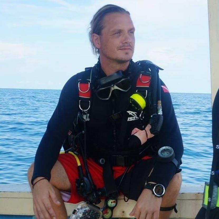 Roger relaxing on the boat after a dive Project Manager, Roger Bruget