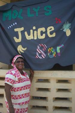 Ex-volunteer Opens Juice Bar in Ghana Ex-volunteer Opens Juice Bar in Ghana