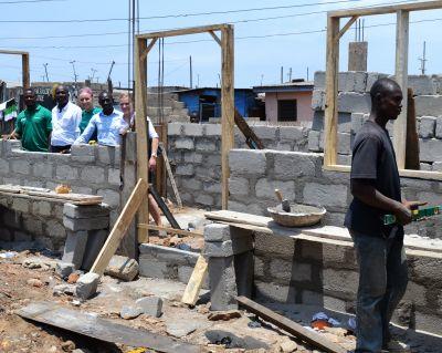 Building the centre Building the centre