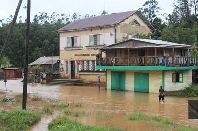 The flooding after Cyclone Enawo The destruction caused by Cyclone Enawo