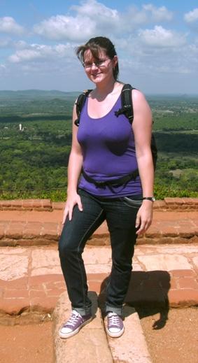 Ich auf dem Lion Rock sri-lanka-physiotherapie-anna-lena