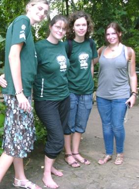 Ausflug mit anderen Freiwilligen in den Zoo sri-lanka-physiotherapie-freiwillig