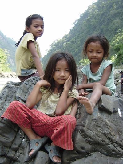 Kinder in Nepal Kinder in Nepal