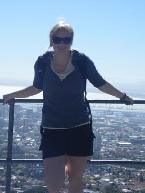 Vor dem Erklimmen des Tafelbergs sudafrika-menschenrechte-tafelberg