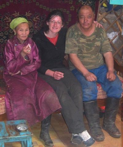 Meine Gasteltern bei einem Fest Mongolei Nomaden - Projekt Familie