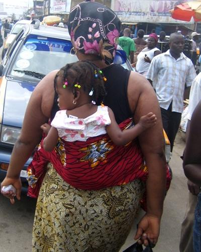 Auf dem Markt ghana-sozialarbeit-markt