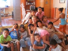 Unsere Englisch-Klasse im Waisenheim Mexiko-Sozialarbeit-Waisenhaus