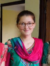 Ich im traditionellen Gewand nepal-unterrichten-outfit-ich-im-traditionellen-gewand
