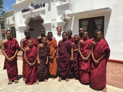 Clemens und seine Schüler Unterrichts-Projekt Sri Lanka, Projects Abroad