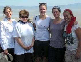 Am Ngorongoro-Krater tansania-medizin-ausflug