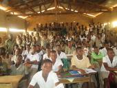 Durchschnittliche Klassengrösse togo-unterrichten-eine-ganz-normalgrosse-klasse