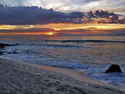 Der tägliche Sonnenuntergang ecuador-unterrichten-sonnenuntergang