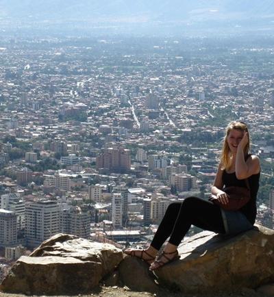 Vor der Kulisse von Cochabamba bolivien-musik-cochabamba