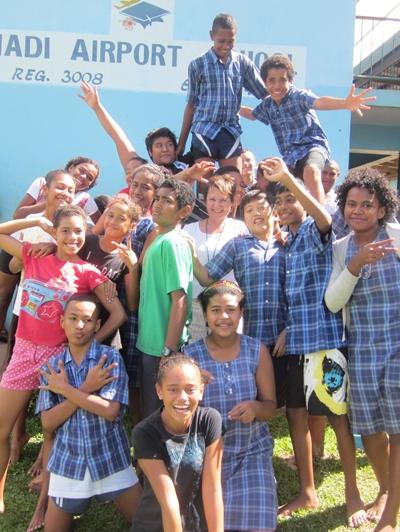 Schule auf den Fiji Inseln: Vorfreude auf die zweiten Turnstunde fidschi-unterrichten-schule