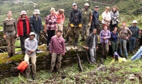 Gruppenbild auf einer Inkaruine Peru, Inka Projekt, Inkaruine