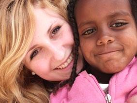 Mahlet, eins der Waisenkinder und ich Äthiopien, Sozialarbeit, Freiwillige