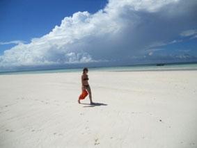 Am Strand von Sansibar tansania-sozialarbeit-sansibar
