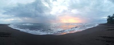 Sonnenaufgang in Tortuguero Ausflug nach Tortuguero, Costa Rica