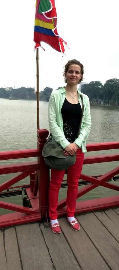 Ich am Hoan Kiem Lake vietnam-wirtschaftspraktikum-freiwillge