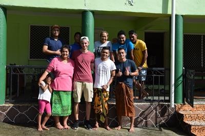 Ich und meine erste Gastfamilie Gastfamilie Samoa