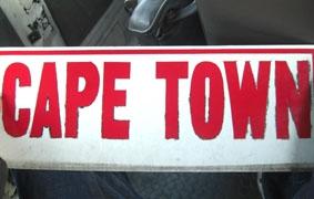 Das typische Cape Town Schild im Minibus Südafrika-Sport-Kapstadt