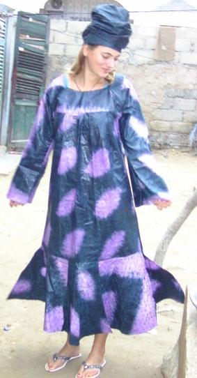 Ich in einem traditionellen Kleid sozialarbeit-senegal-ronja