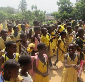 Dancing time mit den Kindern ghana-sommerferien-special-kinder