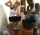 Teezeremonie zu Hause Senegal, Freiwillig, Bei Gastfamilie