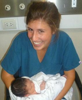 Bei meiner Arbeit auf der Neonatologie argentinien-medizin-freiwillige