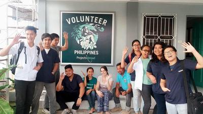 Occupational Therapy and Physiotherapy volunteers at the Projects Abroad office in Philippines Occupational Therapy and Physiotherapy volunteers at the Projects Abroad office in Philippines