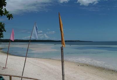 San Remigio beach Holly Gray