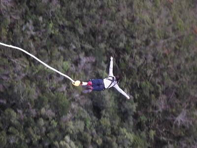 Me mid-bungee Me mid-bungee
