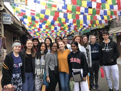 Medicine volunteers exploring Nepal Medicine volunteers exploring Nepal