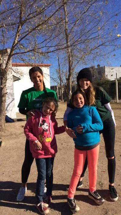 Volunteers spending time with children in Argentina Volunteers spending time with children in Argentina