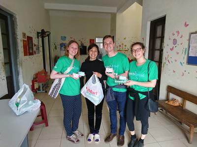 Josie with the other Teaching volunteers in Vietnam Josie with the other Teaching volunteers in Vietnam