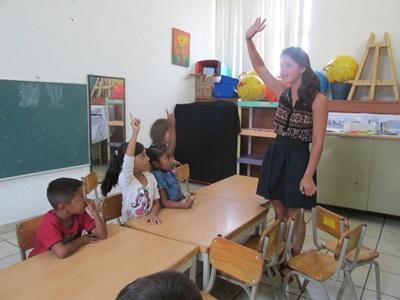 Teaching at the summer camp in Guadalajara Katia Gibson