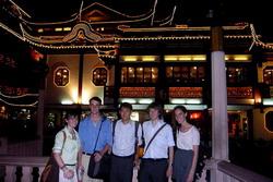2 weekers in old Shanghai 2 weekers in old Shanghai
