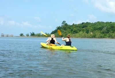 Chantier nature, Thaïlande par Agathe Vergnot Chantier nature, Thaïlande par Agathe Vergnot