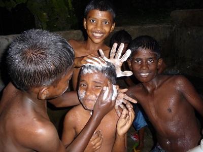 Jeux au moment de la douche Jeux au moment de la douche