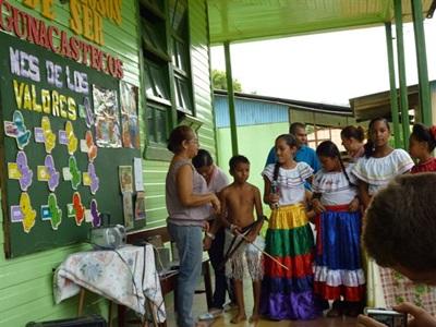 Aide auprès des communautés locales Costa Rica Aide auprès des communautés locales Costa Rica