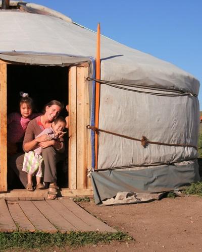 Mission humanitaire, Mongolie par Isabelle Faby Mission humanitaire, Mongolie par Isabelle Faby