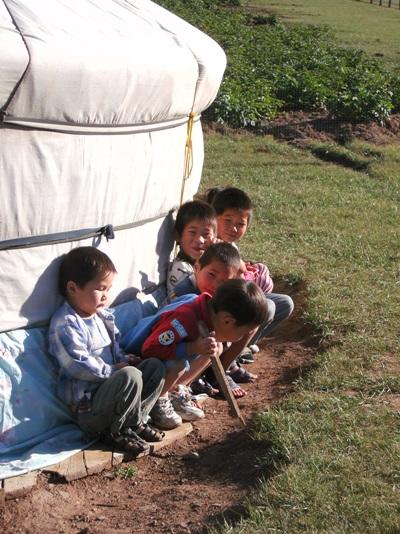 Mission humanitaire, Mongolie par Isabelle Faby Mission humanitaire, Mongolie par Isabelle Faby