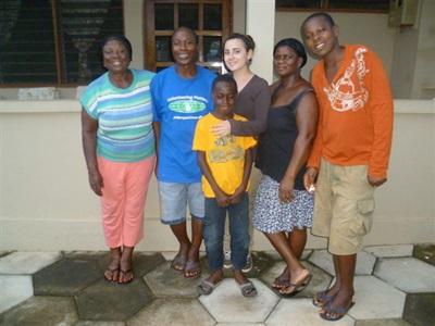 Julie dans une autre famille locale Julie dans une autre famille locale